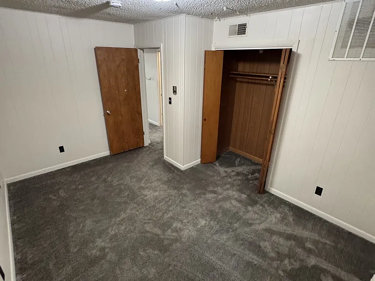206 E Center St #16 — Photo 4