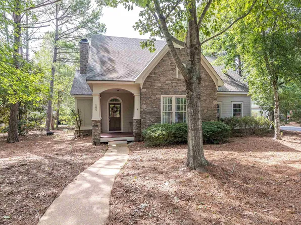 205 Longleaf Way, Pine Mountain, GA 31822