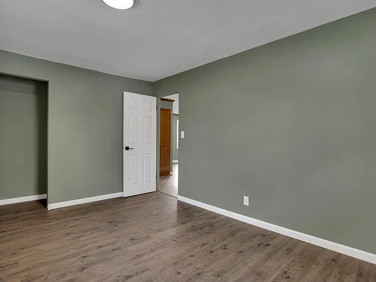 1251 Dellwood Ave — Photo 18