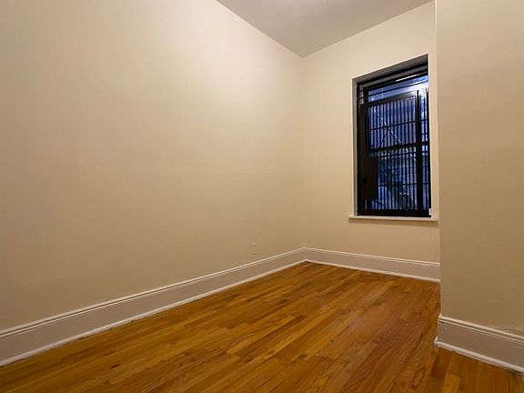 4th image of 338 E 92nd St #2A