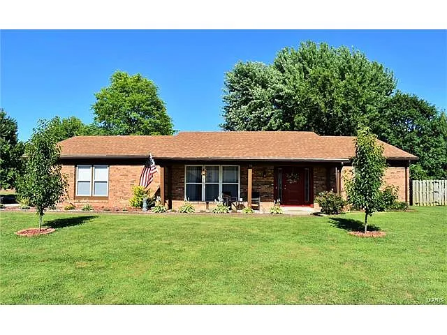 38 Charvel Dr photo 1