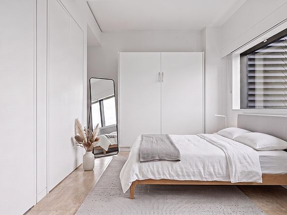 2nd image of 838 Hastings St W #1404