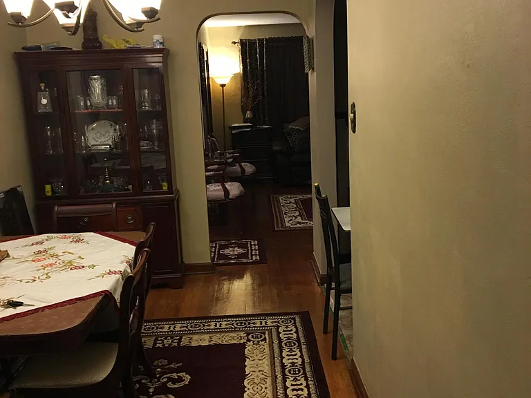 5329 Jamieson Ave — Photo 3