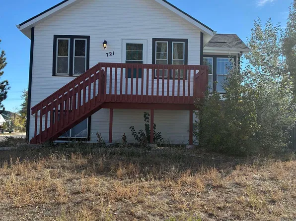 721 E 9th St, Cheyenne, WY 82007