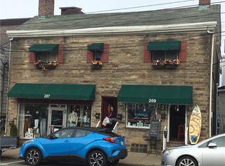 207/209 Third St, Irwin, PA 15642