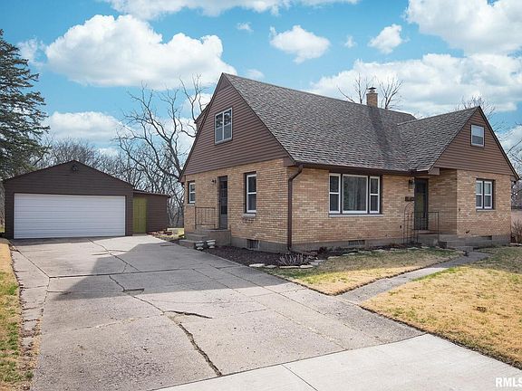 2nd image of 47 Blackhawk Hills Dr