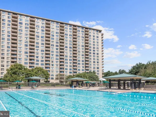 5225 Pooks Hill Rd APT 907S, Bethesda, MD 20814