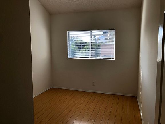 3rd image of 13126 Bromont Ave Unit 32
