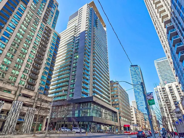 770 Bay St, Toronto, ON