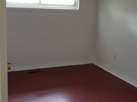 5th image of 236 Park Rd N