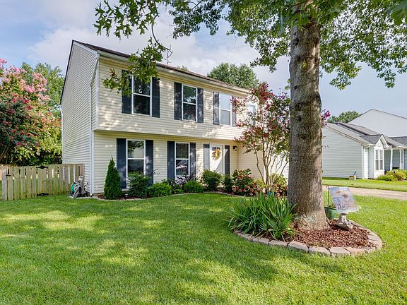2nd image of 1100 Gauguin Dr
