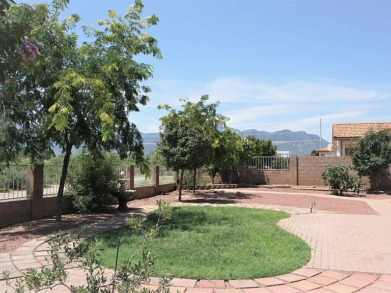 1858 Prairie Grass Dr — Photo 43