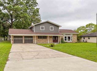 7945 Ginger Ln, Lumberton, TX 77657