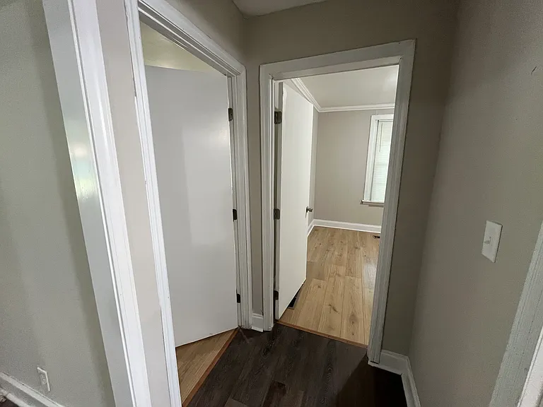 3905 Robinson Rd — Photo 11
