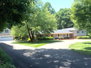 1310 Stone Gate Dr, Shelby, NC 28150