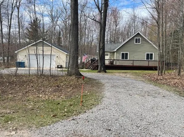 139 Heritage Way, Roscommon, MI 48653
