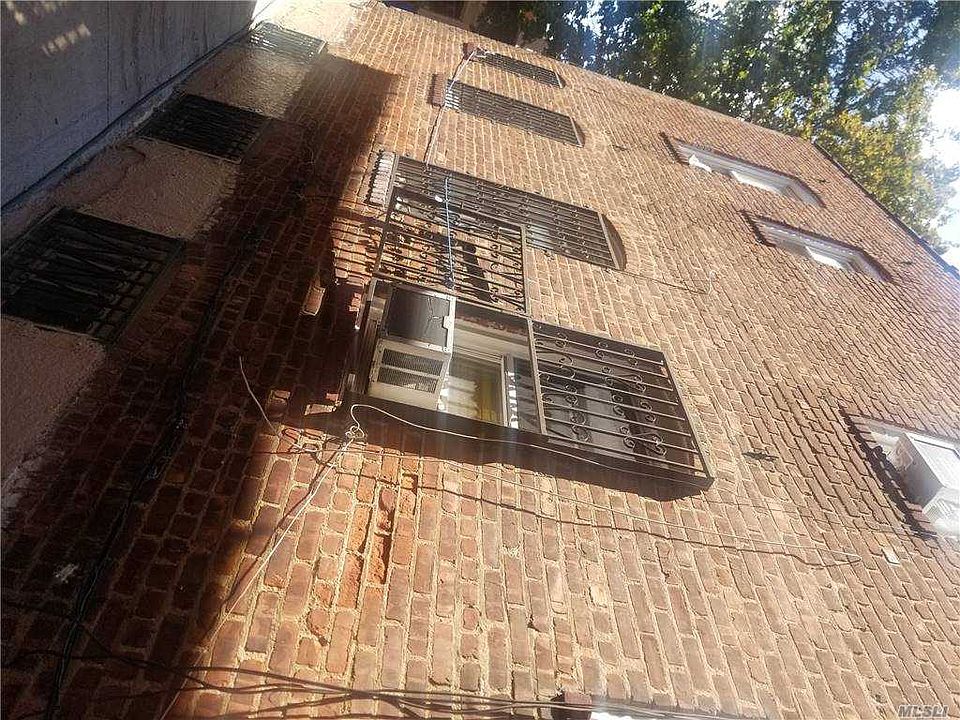 2nd image of 11538 127th St
