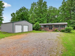 1911 Husband Rd, Paducah, KY 42003