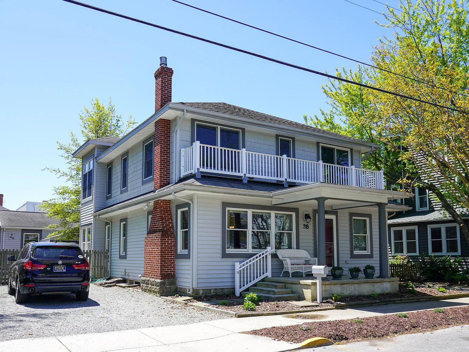 5 bed, 3000 sqft, $8,000 — Photo 1
