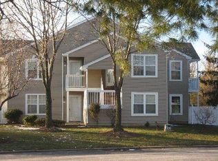 20 Beacon Hill Dr, Holland, PA 18966