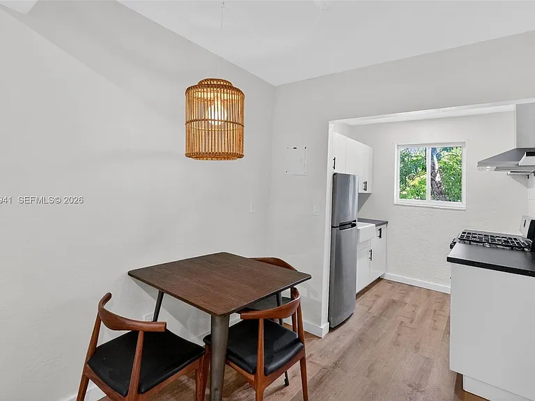 428 Collins Ave #10 — Photo 6