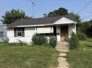 1309 S Float Ave, Freeport, IL 61032