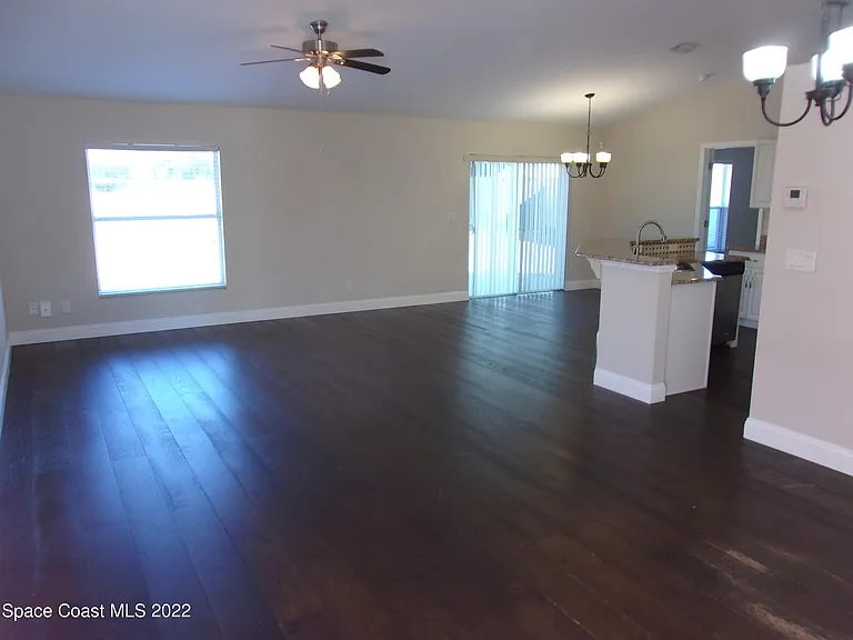 5614 Ada St — Photo 4