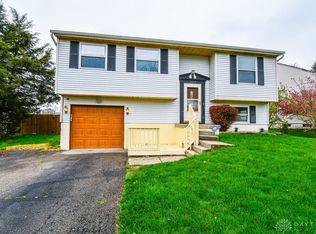 3269 Charlotte Mill Dr, Dayton, OH 45439