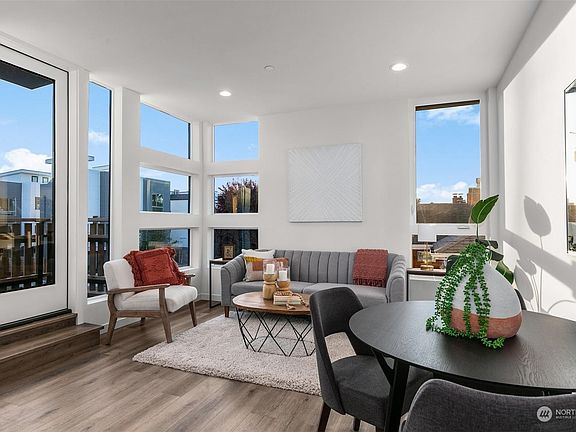 4th image of 930 A NW 56th Street