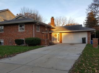 5335 Blodgett Ave, Downers Grove, IL 60515