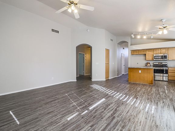 4th image of 6419 W Adobe Dr