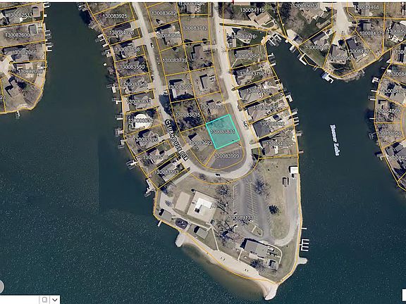 Lot lines overhead view
