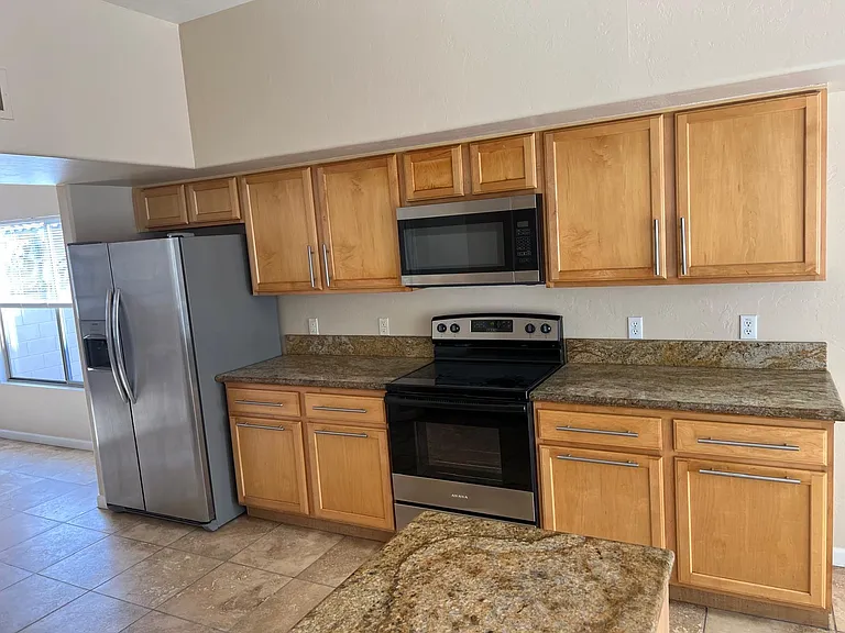 12777 N Lantern Way — Photo 11
