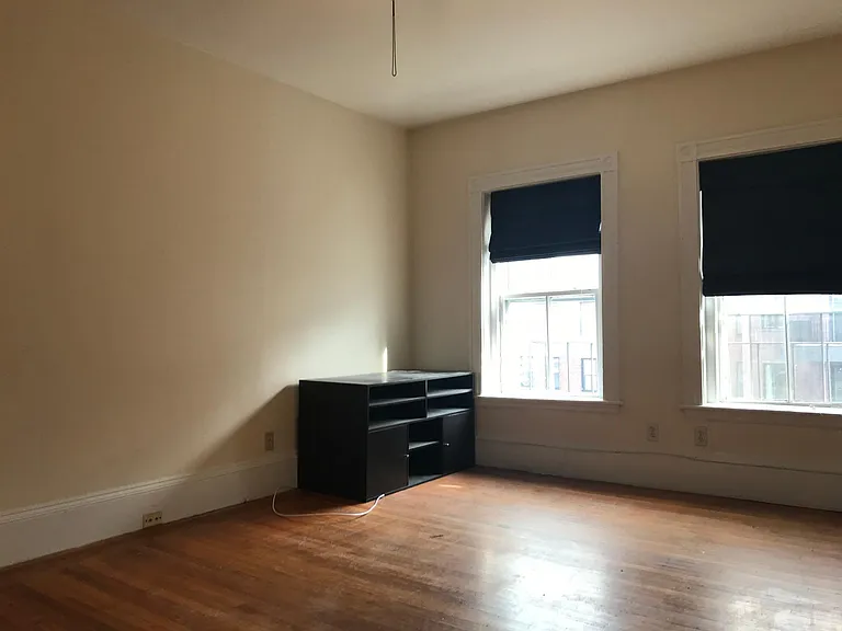 525 Beacon St #7 — Photo 1