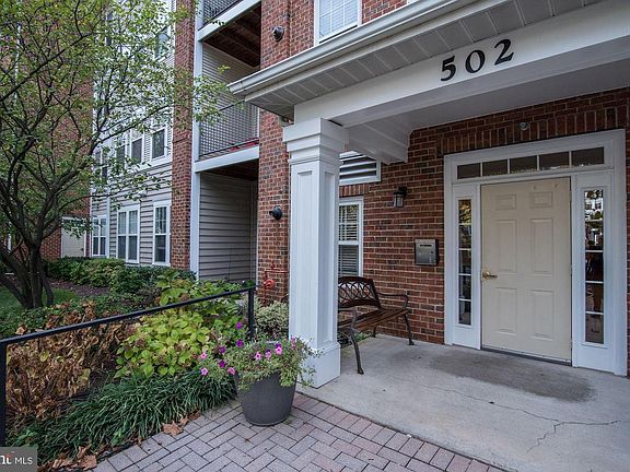 4th image of 502 King Farm Blvd APT 308