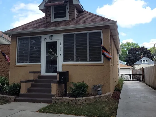 2507 N 79th Ave, Elmwood Park, IL 60707