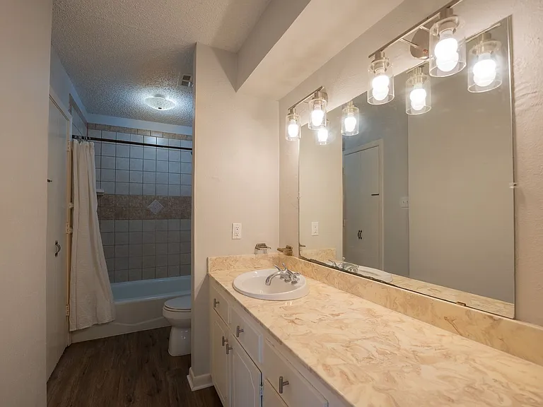 5508 Flamingo Dr — Photo 9