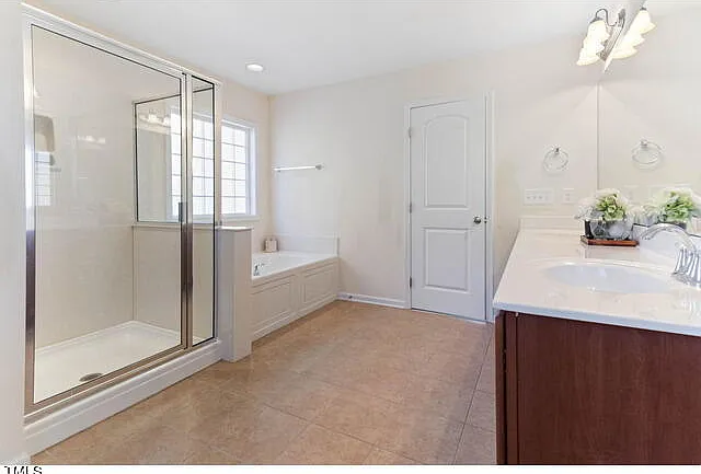 1237 Mantra Ct — Photo 19