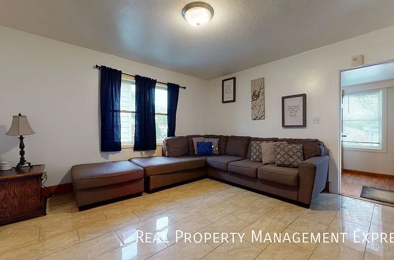 630 N Nesmith Ave — Photo 6
