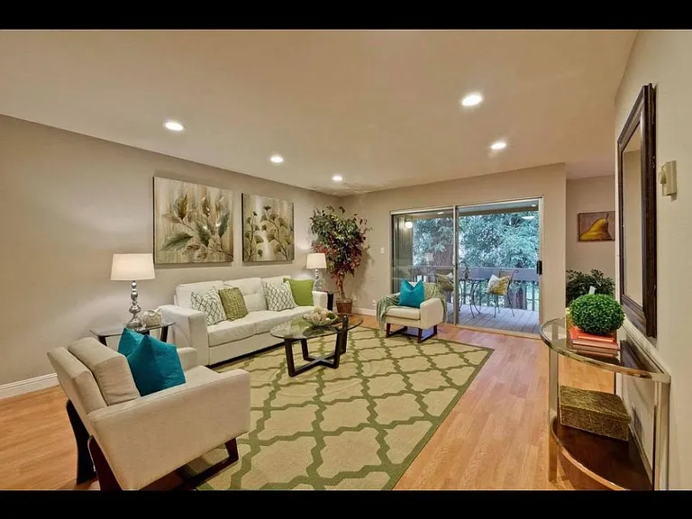 505 Cypress Point Dr #148 — Photo 4