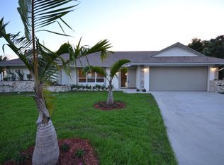 11396 Torchwood Ct, Wellington, FL 33414