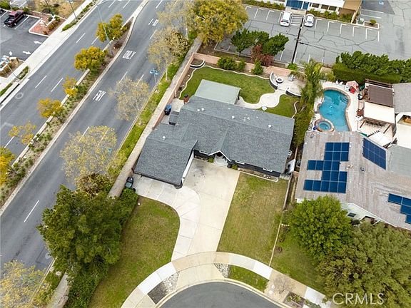 2nd image of 1064 W La Deney Drive