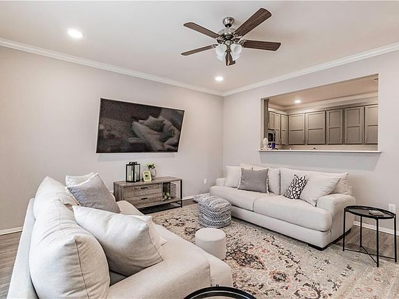 5th image of 1285 N Corsica Dr #1287