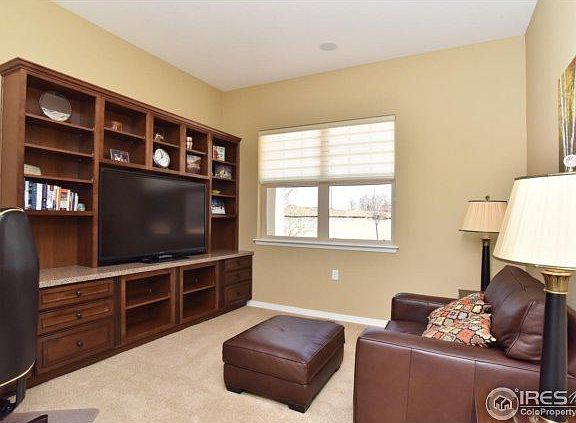 3rd image of 2266 Park Ln