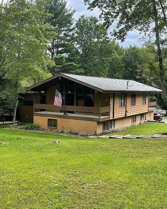 1st image of 334 W Woodhaven Dr