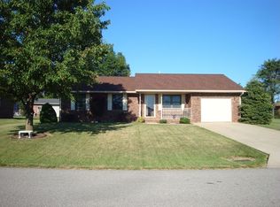 114 S Campbell Blvd, Haubstadt, IN 47639