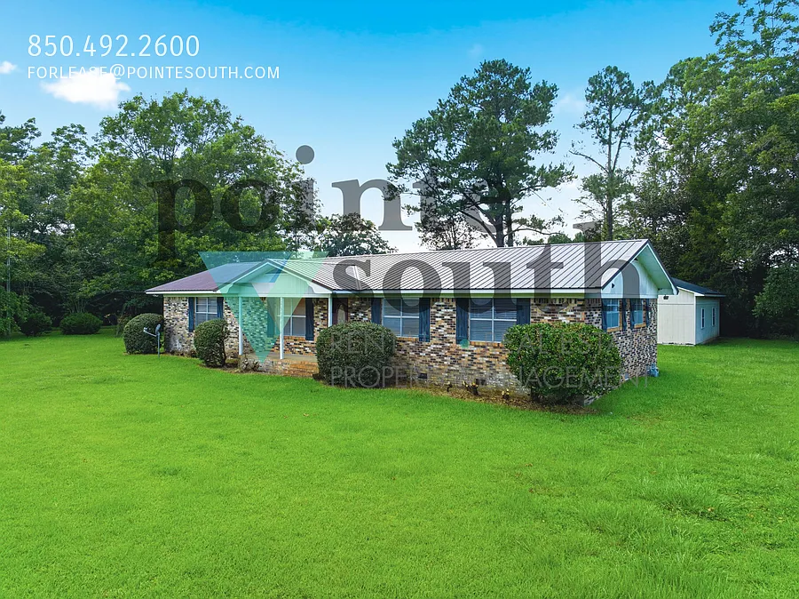 $500 OFF First Full Month's Rent at this Fairhope Home! — Photo 3