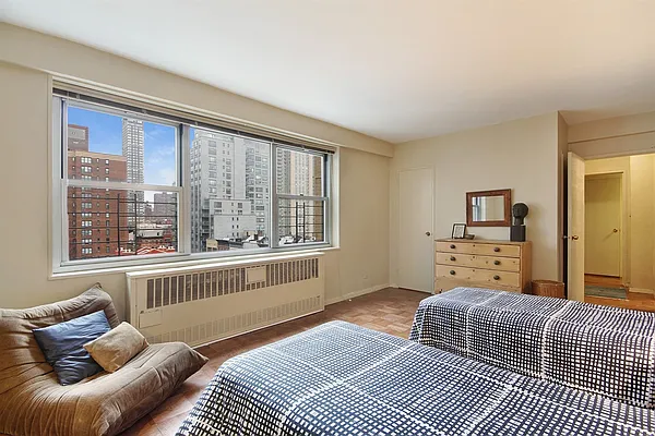 Sold by Corcoran | media 10