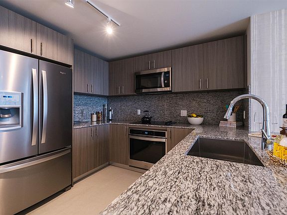 5th image of 5350 NW 84th Avenue #1413