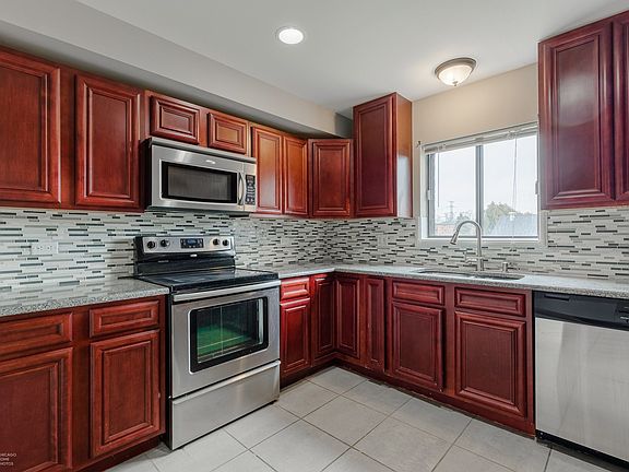 5th image of 1108 Cedar St APT 1A